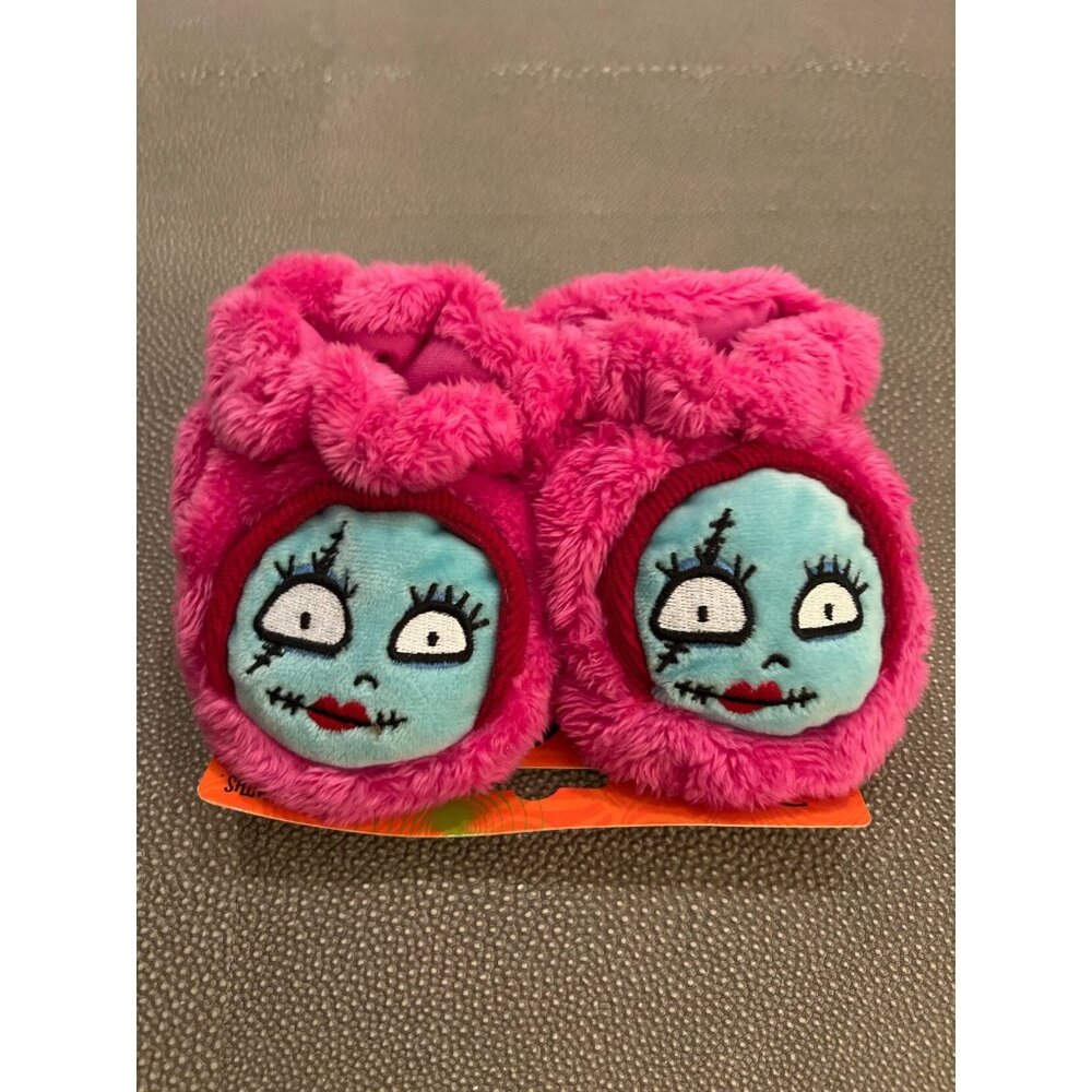 Baby Booties In Fuchsia 0/6M NWT